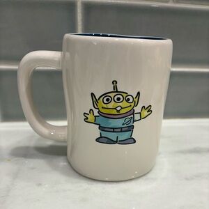 Rae Dunn “the claw” Mug